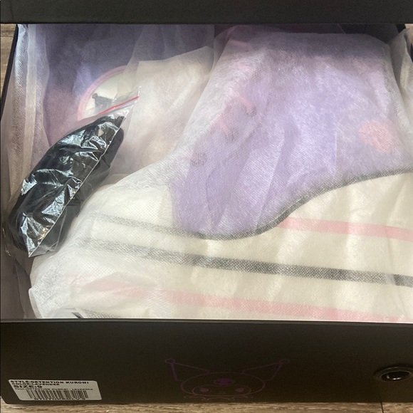 YRU “Kuromi” Platform Lace-Up Boots - Picture 14 of 14